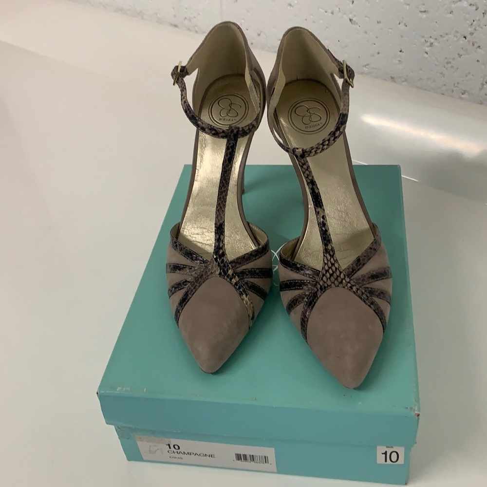 Jessica Simpson Equis T-strap Heels